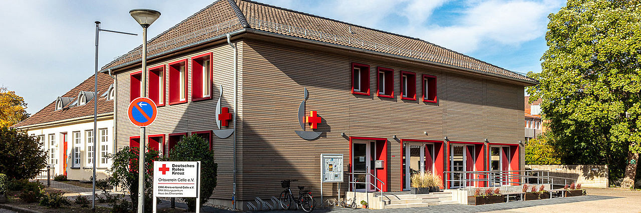 DRK-Ortsverein Celle Außenansicht des DRK-Gebäudes